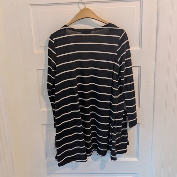 LuLaRoe Caroline Cardigan, size S, new with tags, black & white stripped - Picture 7 of 7